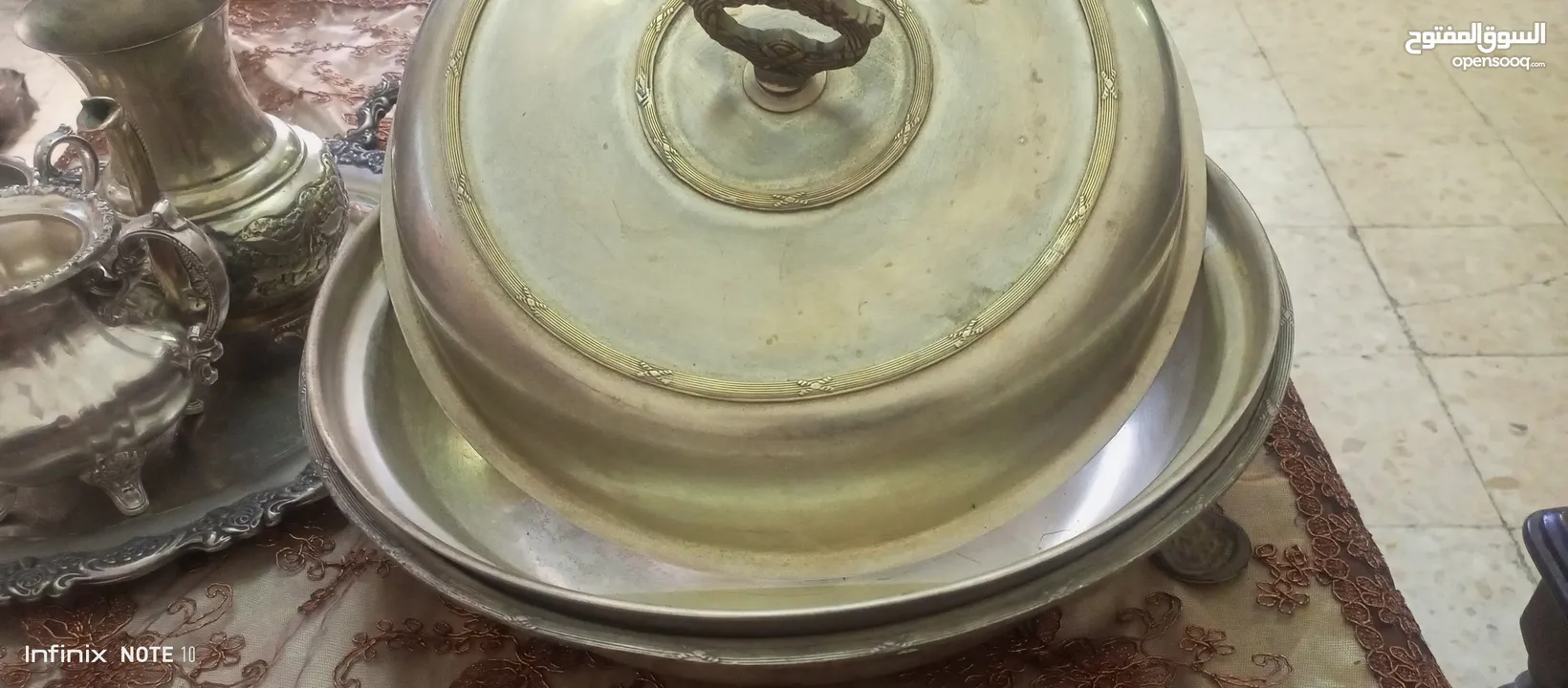 حافظة طعام نحاس حجم كبير