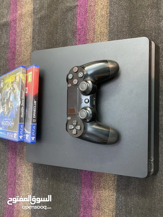 Ps4 slim بلايستيشن 4 سليم