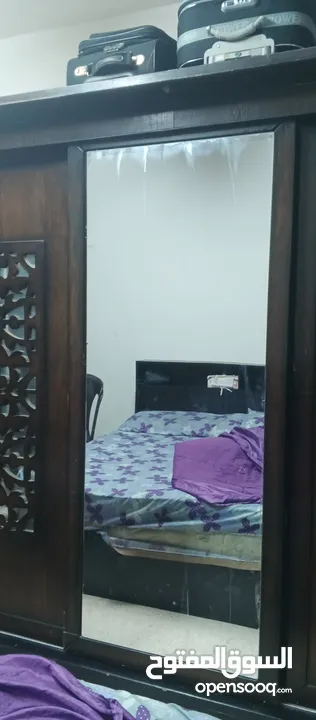 غرفة نوم مستعمل بجاحة الدهان