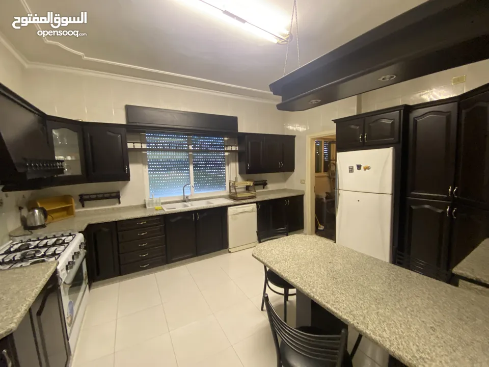 Furnished Apartment to Rent 200sqm ( Property 16769 )-174585481