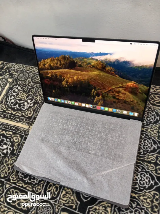 MacBook Pro M3 pro 36GB ram 512GB ssd