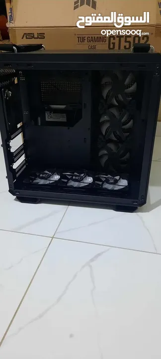 Asus GT 502 , With 7 Fans