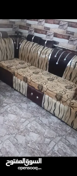 طقم كنب  خليجي بحاله ممتازه