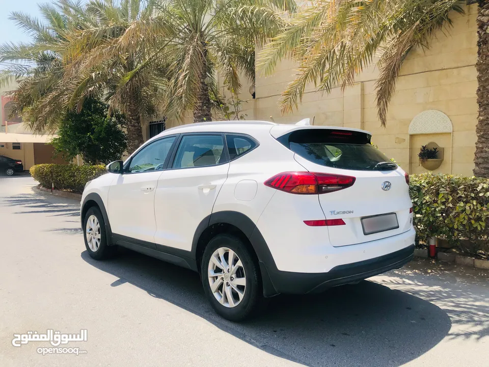 Hyundai Tucson 2.0 Bahrain Agency 2019 model for sale