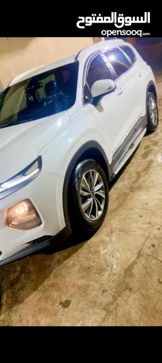 للبيع: هونداي سنتافيه  2020 المشي: 60,000 كم فقط  الدهان: دهان وكالة (شركه)