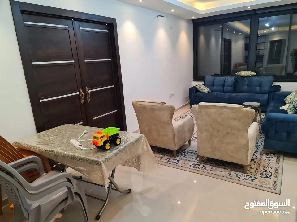 ثلاث غرف نوم مفروشة للإيجار المصايف قرب سوبر ماركت بيروت بدون رسوم معاينة