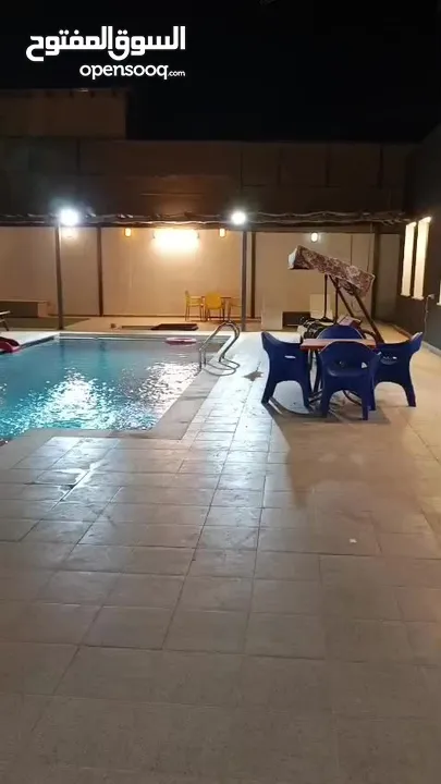 شاليه فخم للإيجار في الغور الجوفه مساحة كبيرة جدآ خصوصية عالية للعائلات