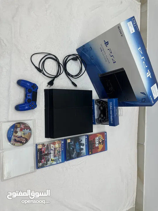 بلايستيشن 4 "1تيرا" مع كرتونتها مع اربع العاب PS4”1T”and four games