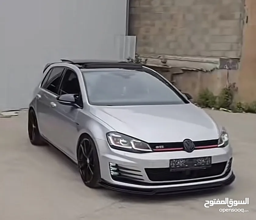 مطلوب جولف شكات 2000 بالشهر