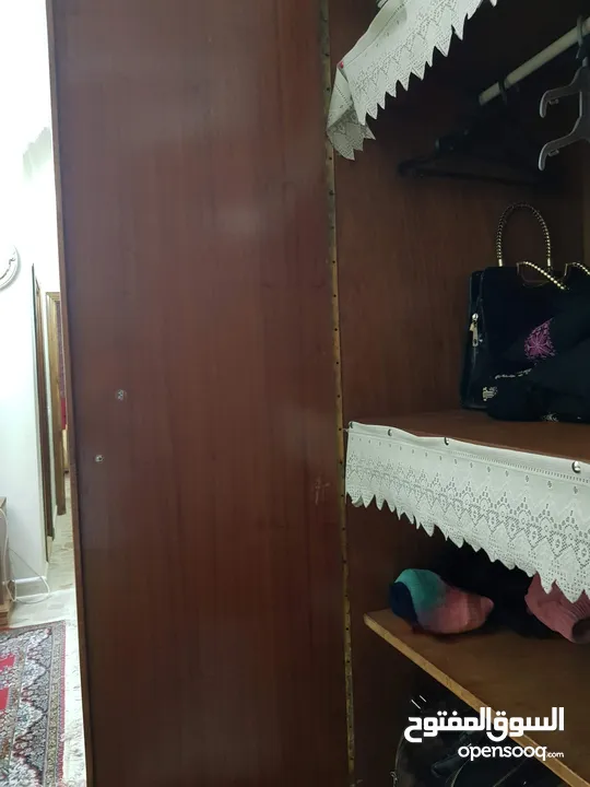 غرفة نوم حفر زان بحالة جيدة