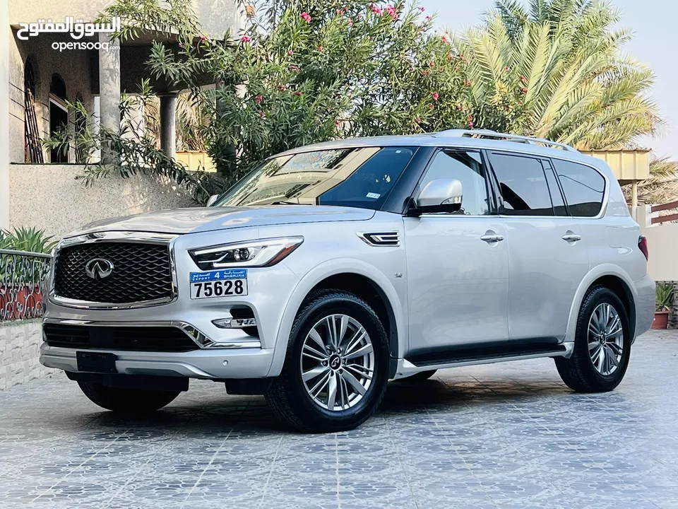 انفنتي QX80 2018 بنظافة مميزة ولون جميل جمع الايرباجات سليمة