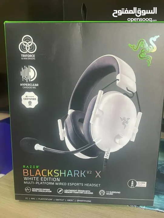 سماعات بحالة جيدة نوع Razer black shark v2x وسعر 30 قابل للمفاوضة