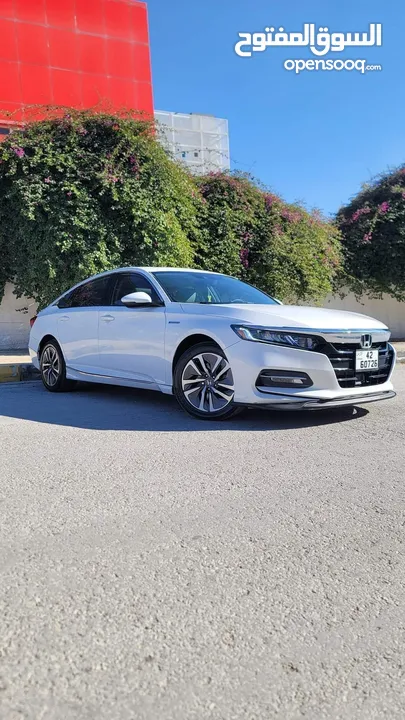 Honda Accord Hybrid 2018 هوندا اكورد 2018 بسعر مغري