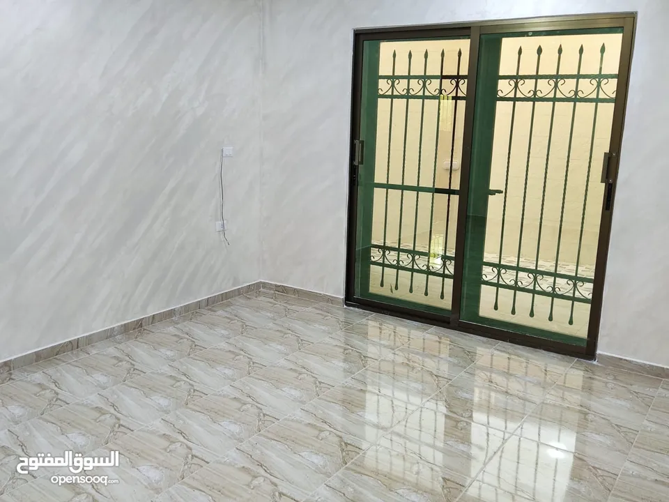 تسوية تشطيب جديد مساحة 170 متر طابقية