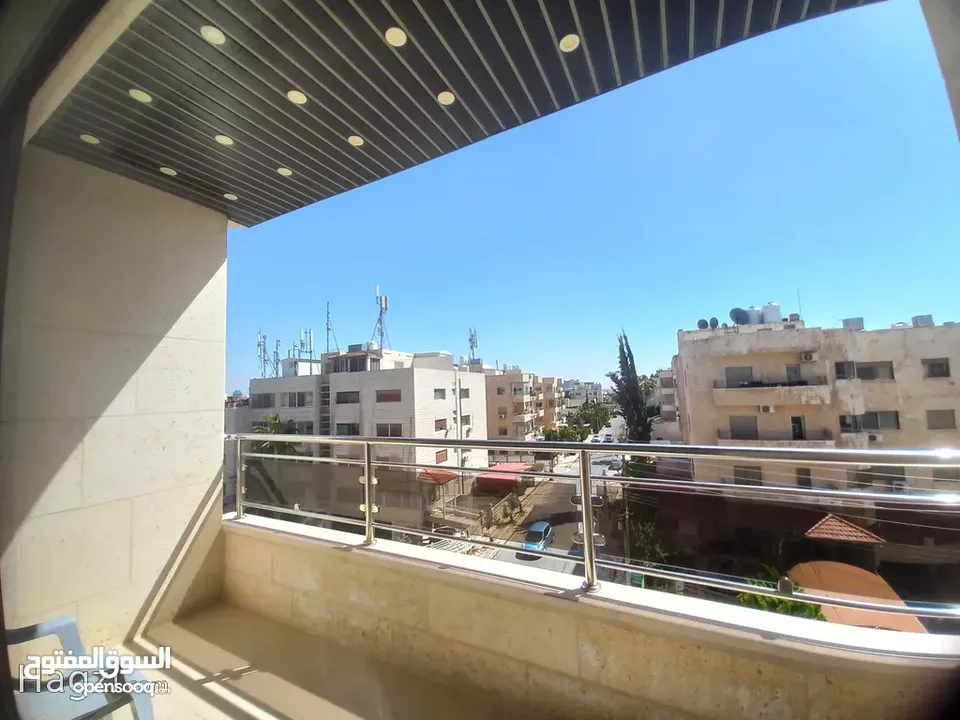 شقة غير مفروشة للبيع في الشميساني  ( Property ID : 31770 )