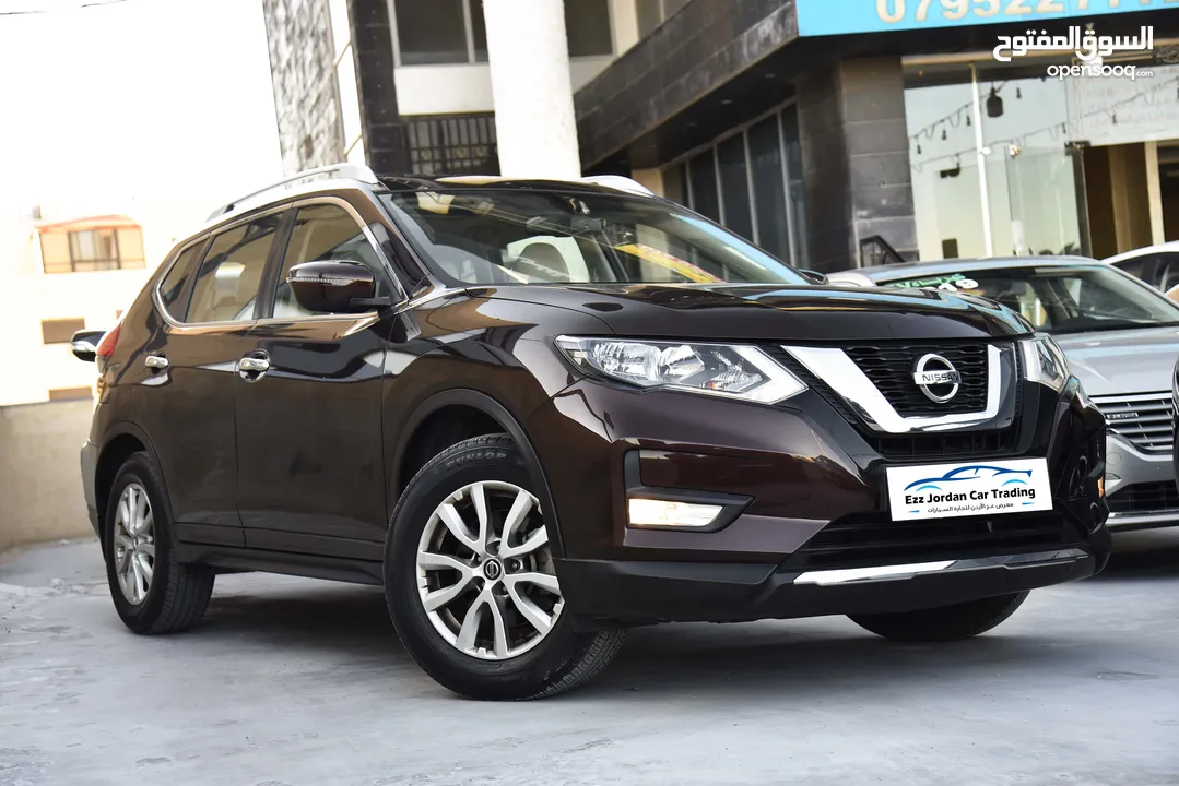 نيسان اكس تريل 7 مقاعد بحالة الوكالة Nissan X-trail 2.5 SV 4X4 2018