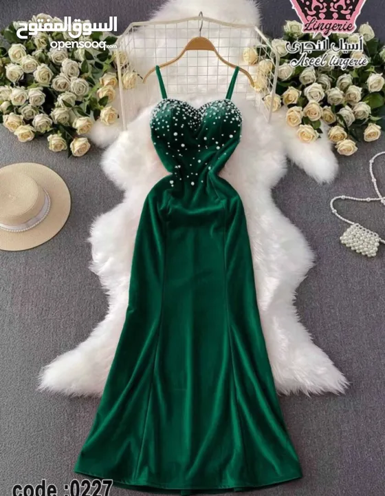 فساتين،لانجري،بجامات نوم