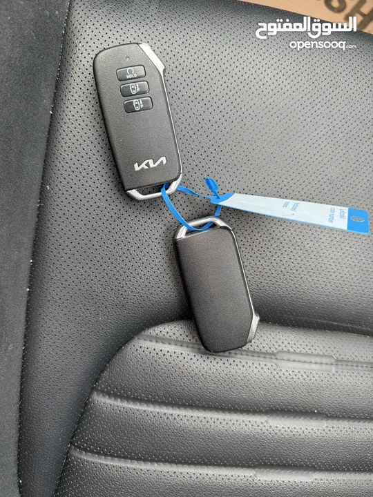 كيا سبورتاج GT Line ترخيص 2022 محرك 1600 هايبرد plug in/يقطع على الشحنه 65 كيلو متر  271 حصان