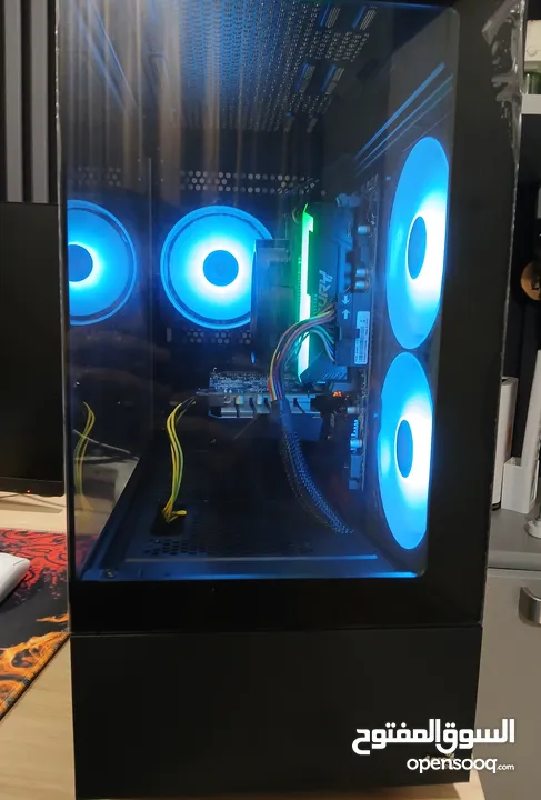 Pc gaming مستعمل بعض القطع جديدة