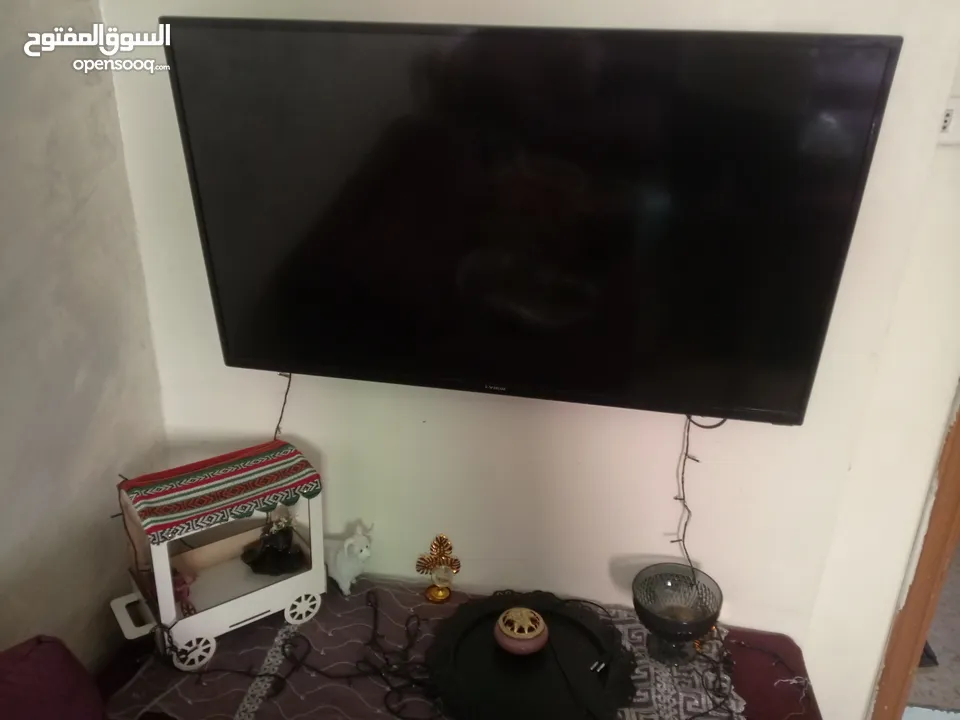 شاشه تلفزيون 42 بوصه استعمال خفيف صورة ممتازه