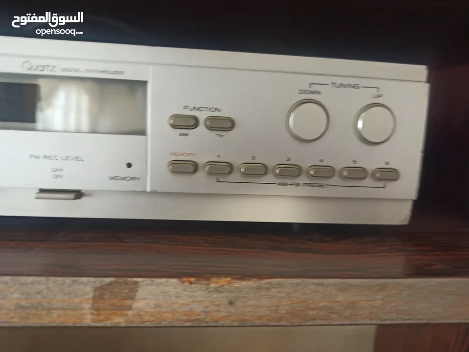 ستيريو ياباني 4 سماعات راديو هيتاشي رقمي
