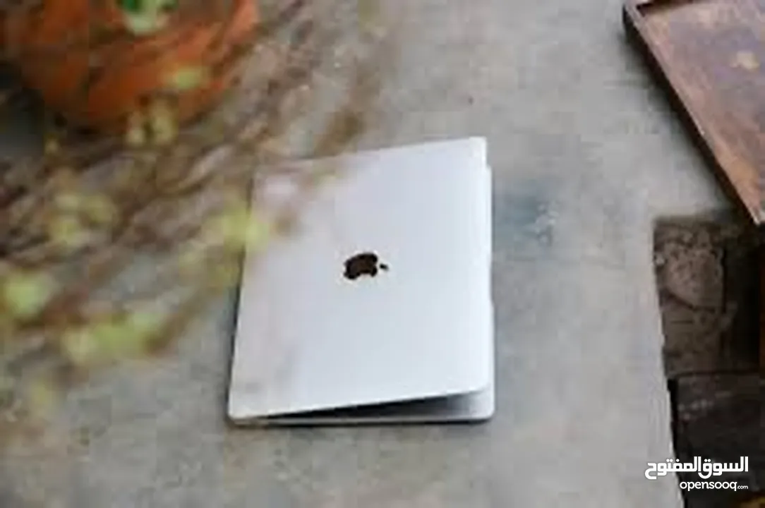 Mac Book M1