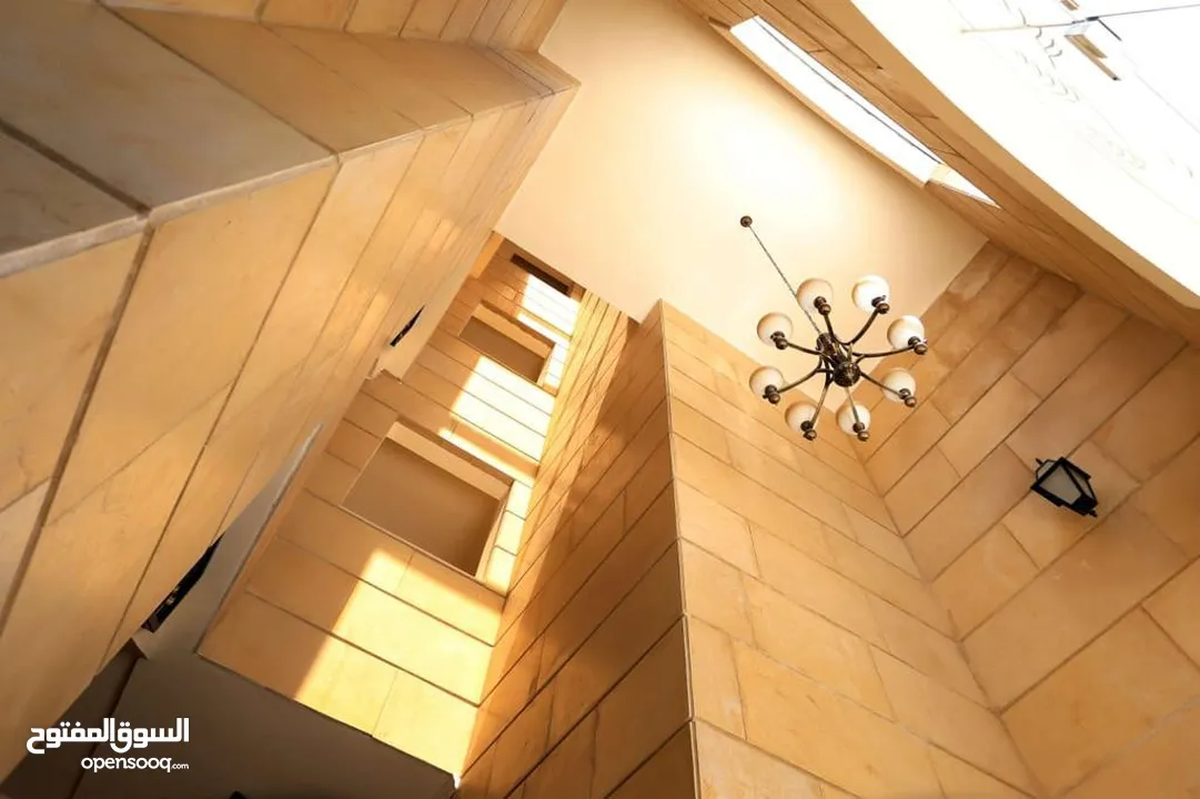 شقةمفروشةالدوار الخامس خلف فندق الفورسيزون من المالك Furnished apartment behind four seasons hotel