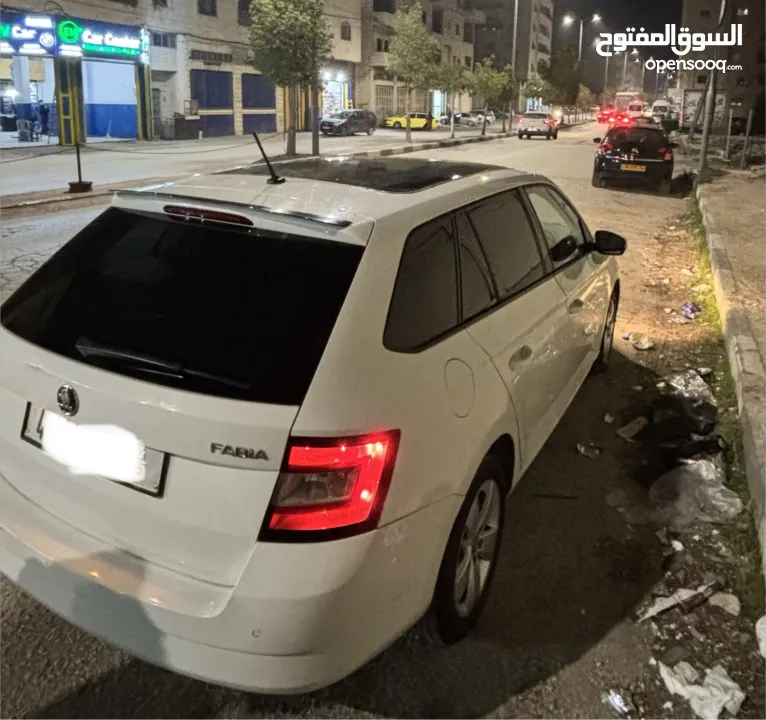 سكودا فابيا 2015