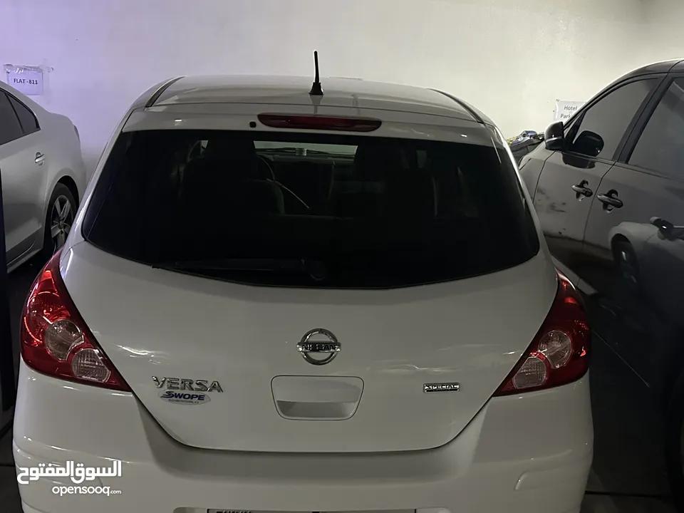 Nissan versa