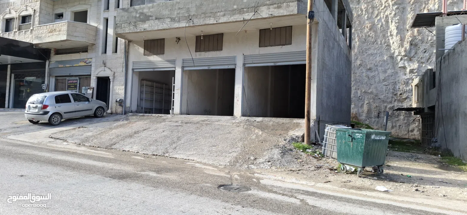 محلات للايجار في برقين شارع رئيسي