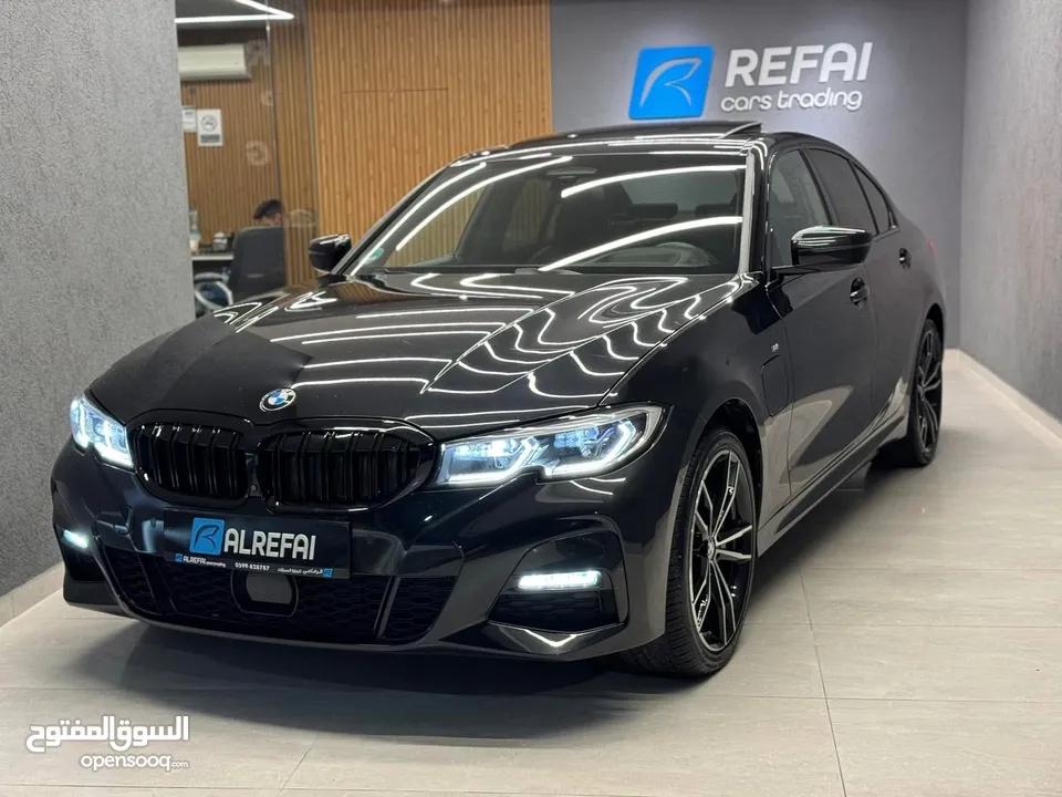 BMW 330e M package