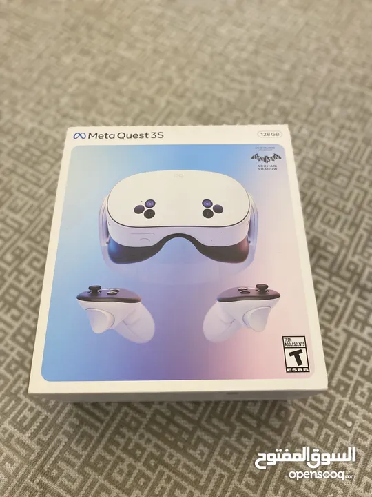 VR Oculus Quest 3s Barely Used(Like New)