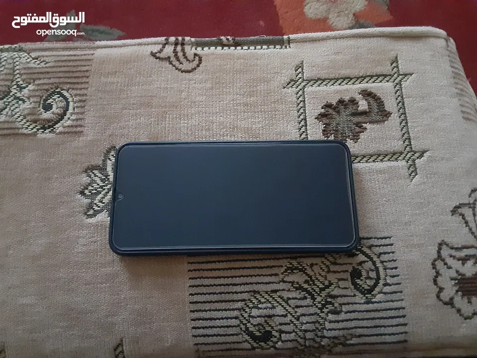 جلاكسي  E20