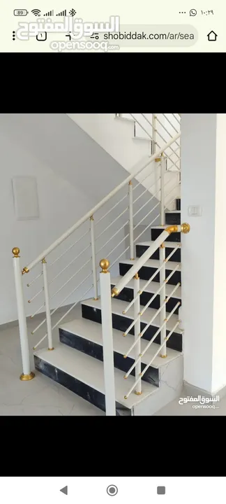 بيت جديد غير مسكون مكون من ثلاث طوابق في المزرعه الغربية بالقرب من شركة النزيه للبلاط منطقه هادئه