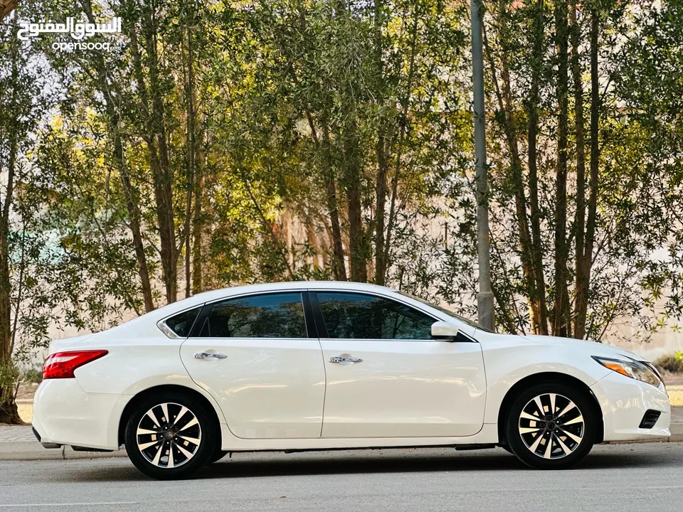 NISSAN ALTIMA 2017 MODEL VERY WELL-MAINTAINED CAR