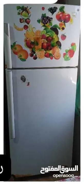 ثلاجة مستعملة للبيع