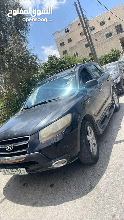 جيب سنتافيه للبيع بحالة ممتازة موديل 2007، ديزل اتومات ماتور 2200 لون اسود مع فتحة سقف شركة