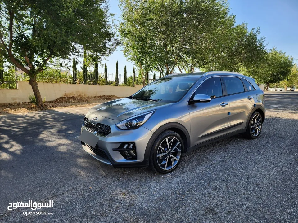 كيا نيرو 2020 هايبرد وارد كوري ماشية 24700 كم