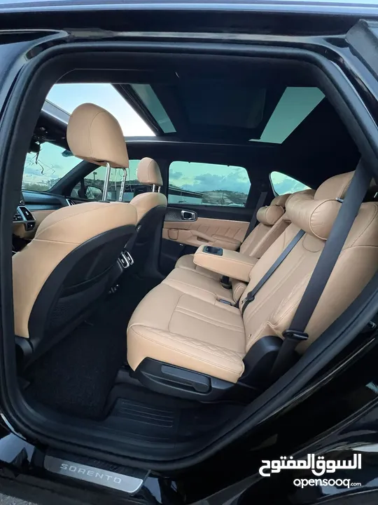 كايا سورينتو 2022/فل الفل  فتحة سقف بانوراما  2x4 ///240Hp بنزين + كهرباء  ( Haybrid) 1600cc