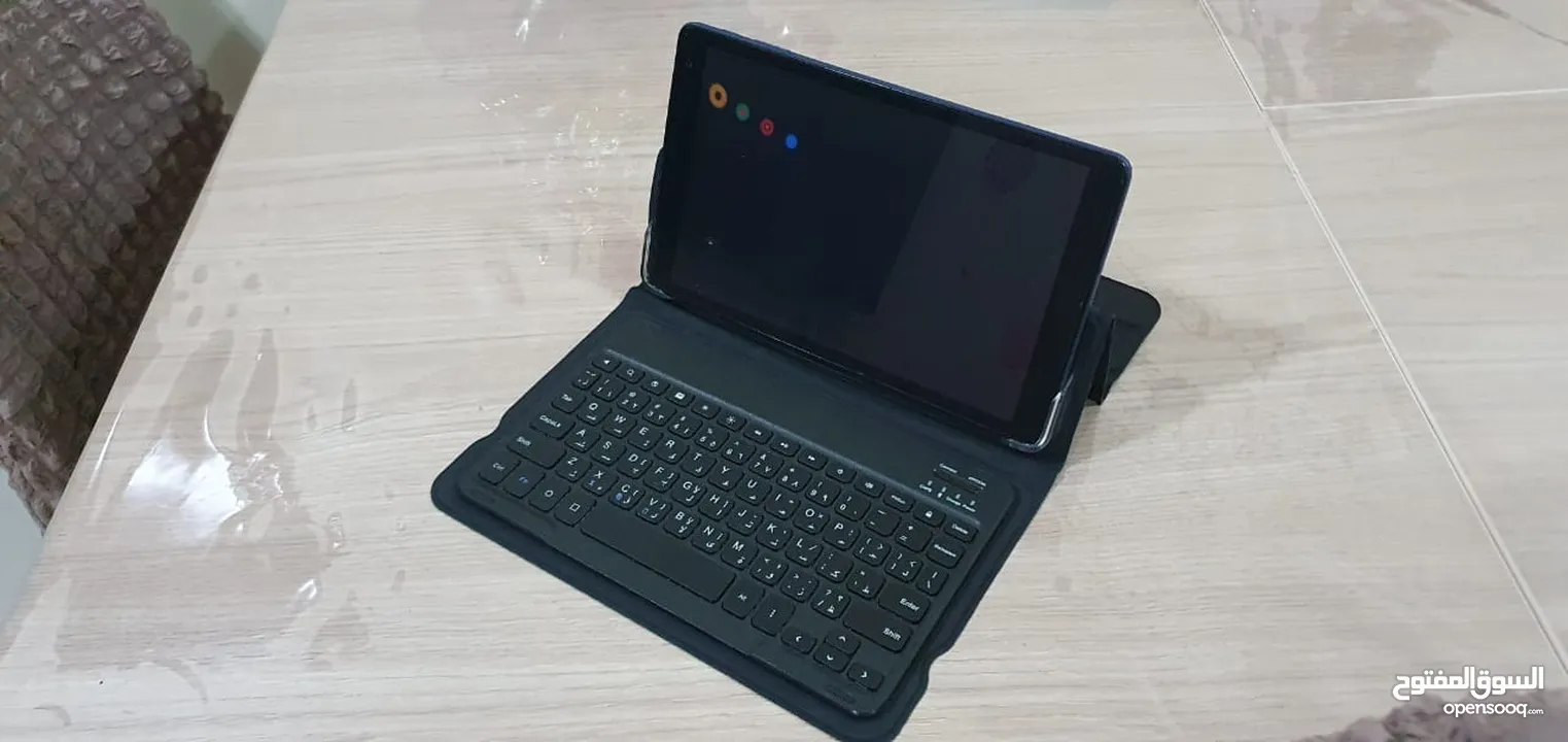 10.1 inch tab with original key board cover and charger and box