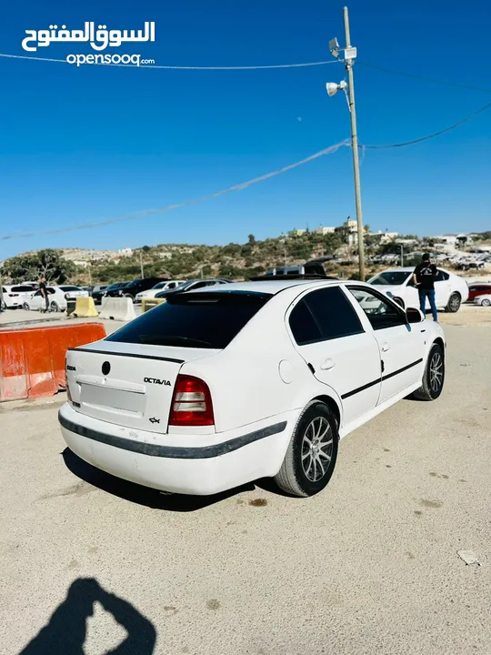 سكودا اوكتافيا 2004