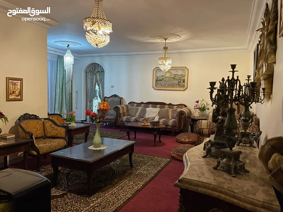 غرفه للإيجار اليومي