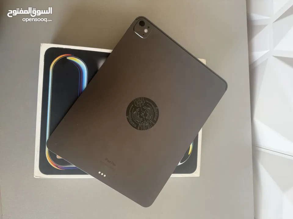 iPad Pro M4 13 inch 256G like new