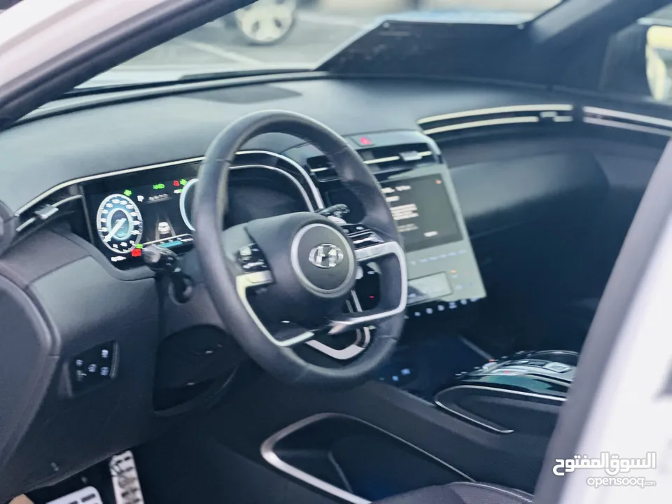 هونداي توسان/2024  فل الفل فتحة سقف بانوراما  2x4 ///240Hp بنزين + كهرباء  ( Haybrid) 1600cc