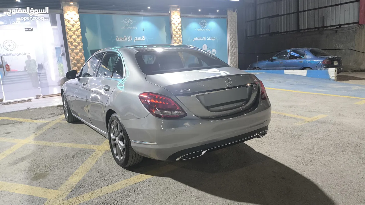 مرسيدس بنز الفئه c200 بنزين