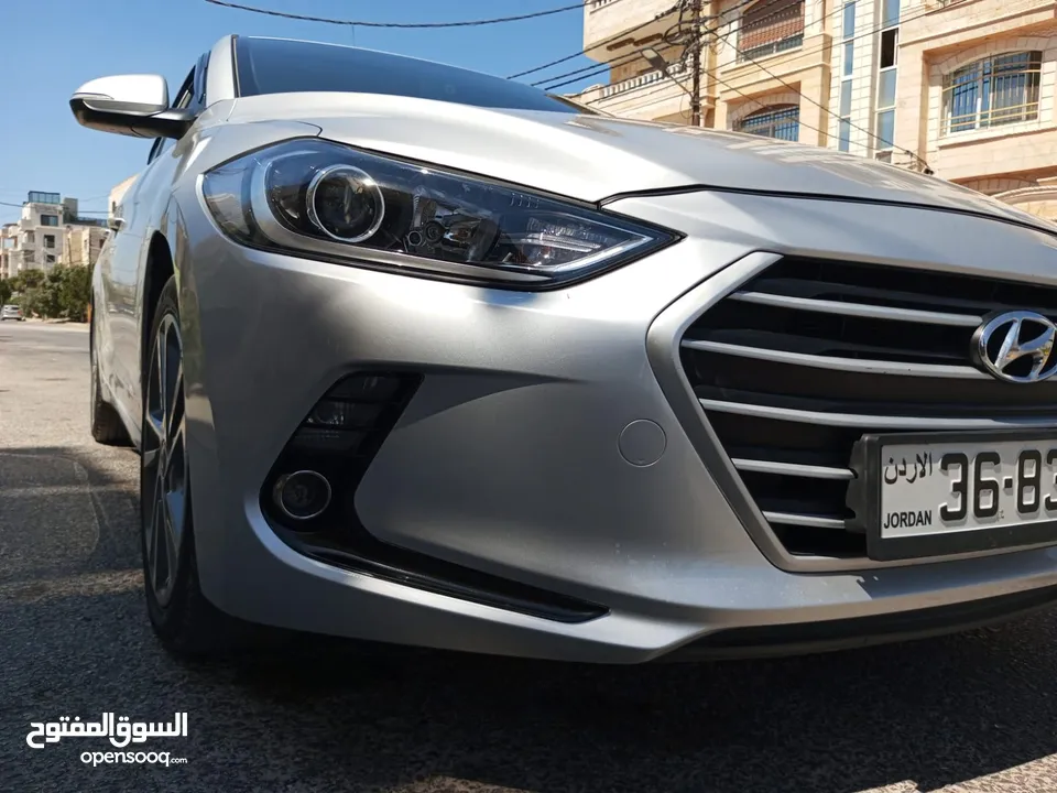 البصمه لتأجير السيارات  المميزه