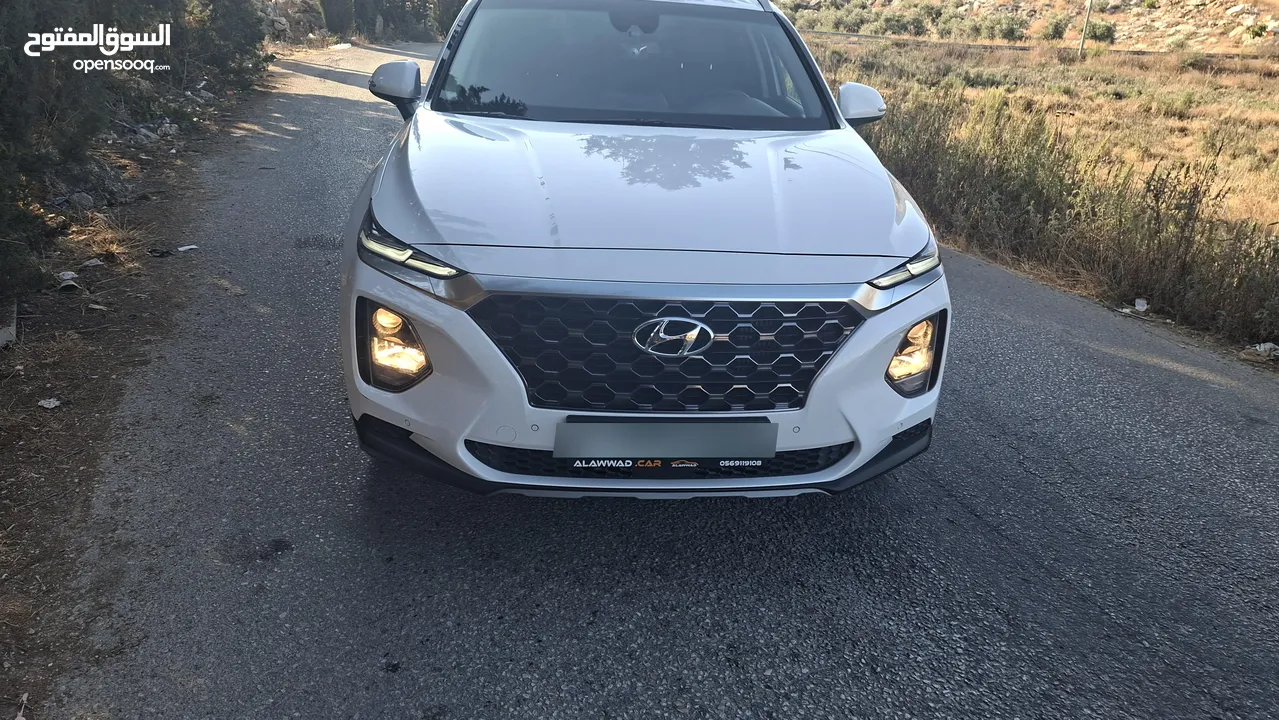 سنتافي 2019بالرخصة ركاب 6+1دهان شركة عداد 45الف فل فل اضافات ومواصفات ماتور 2000_ديزل امكانية البدل