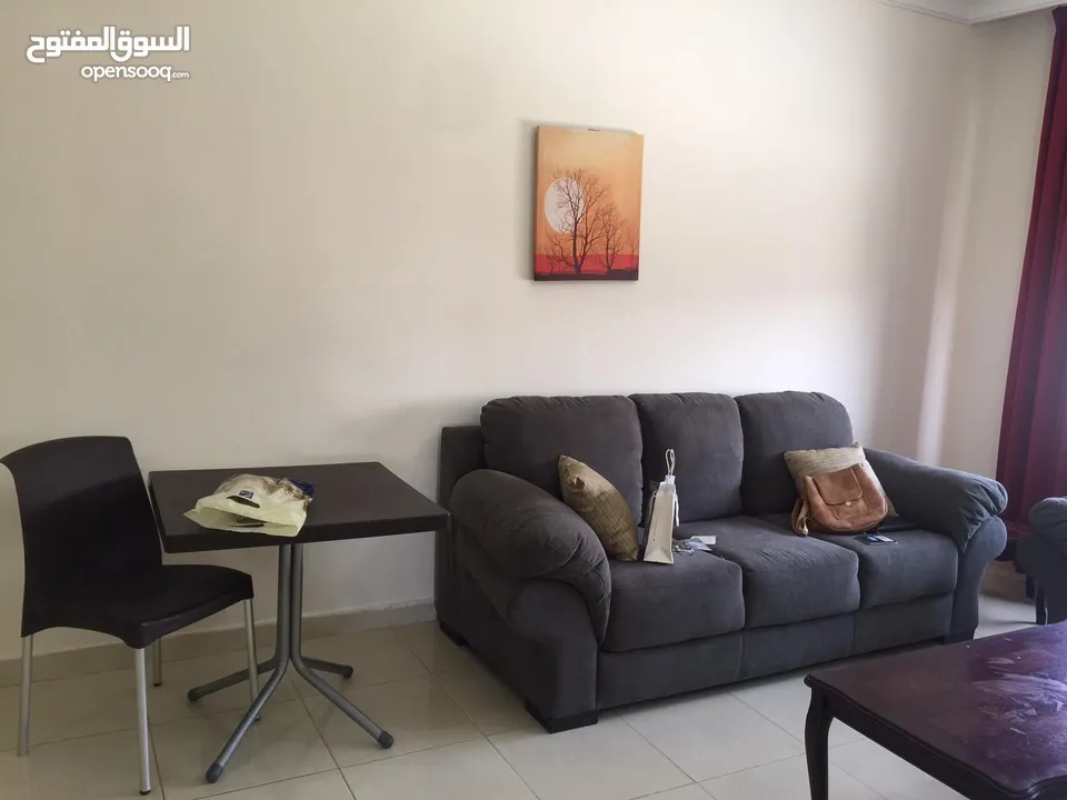 شقة مفروشة للايجار بالقرب من البوابة الشمالية للجامعة الاردنية