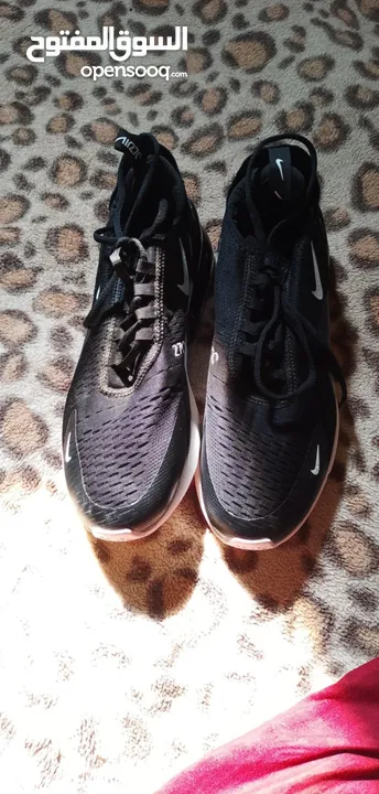 حذاء نايك Air max270 لون اسود قابل للتفاوض بشي بسيط
