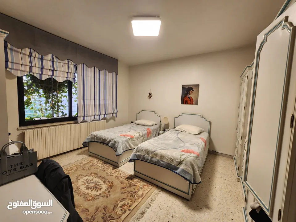 طابق ارضي من ضمن فيلا للإيجار في الصويفية ref : 14248